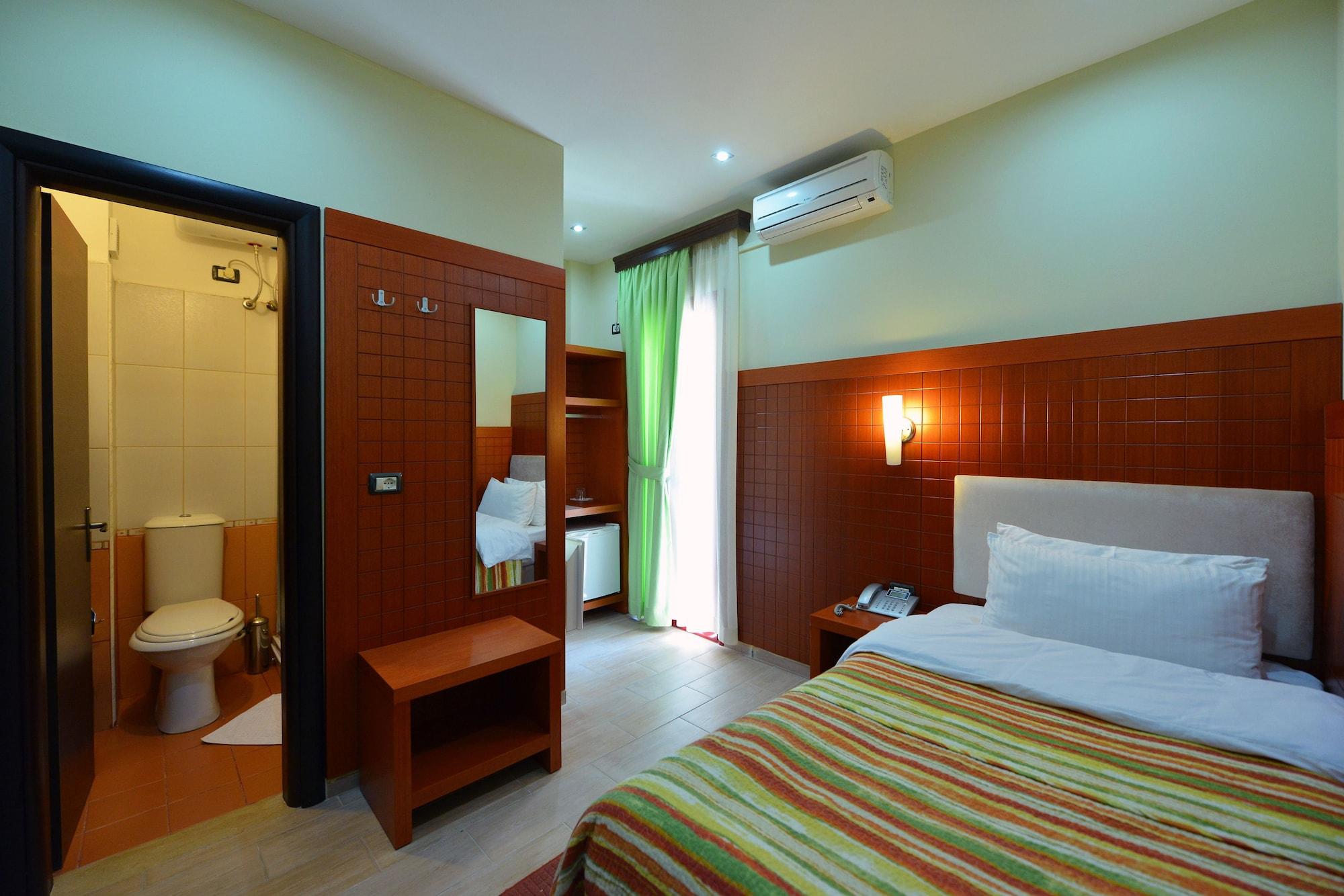 5 Hotell Tiranë