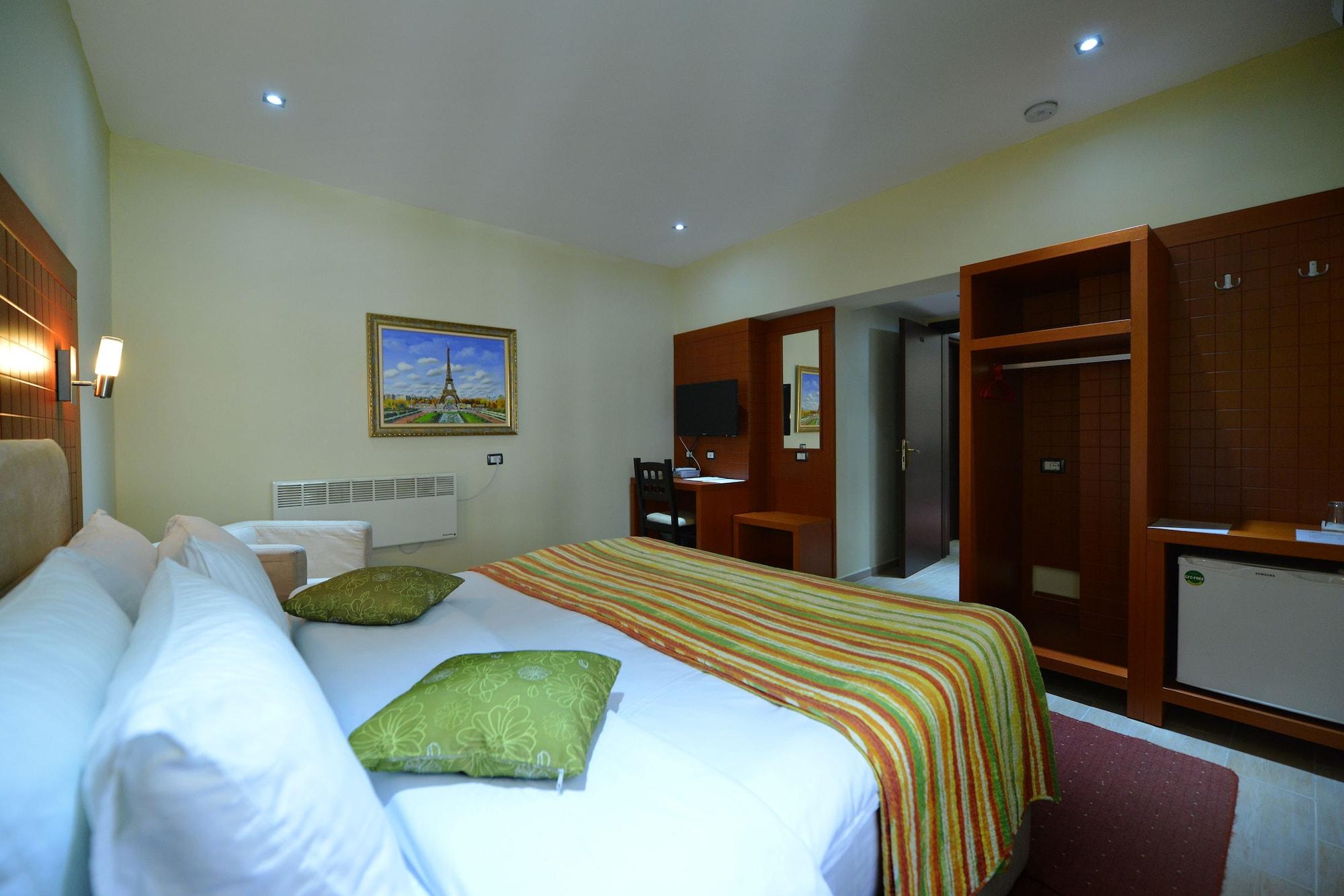Hotell 5 3*