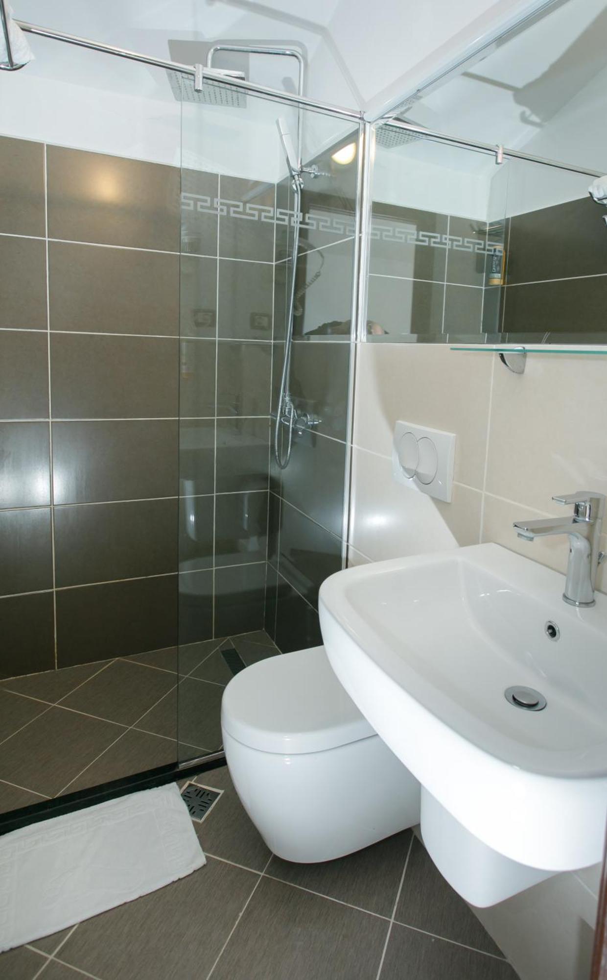 5 Hotell Tiranë