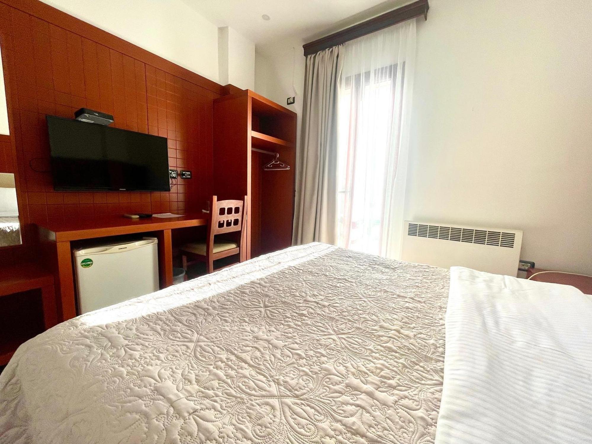 Hotell 5 Tiranë